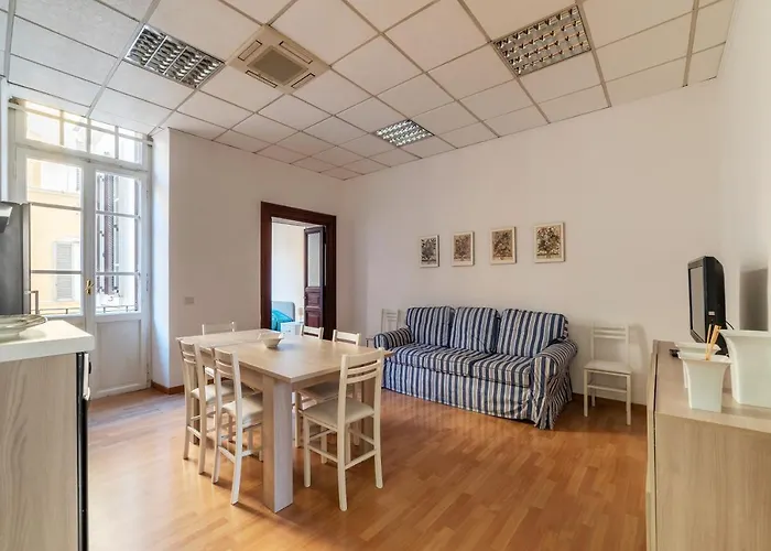 Apartment Guesthost - Borgognoni Rom