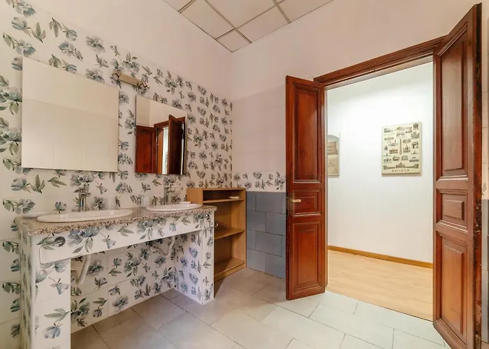 Guesthost - Borgognoni Rom