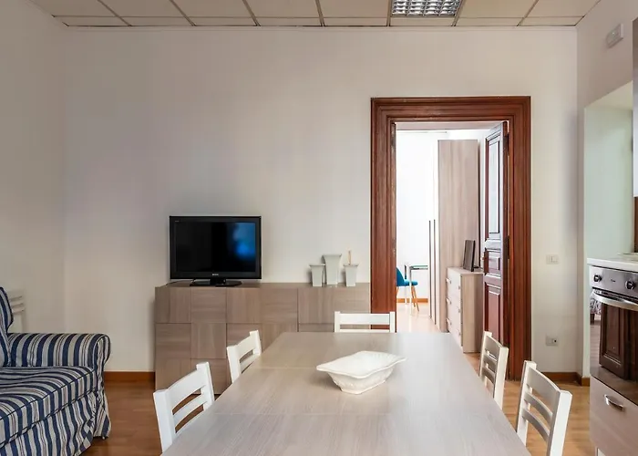 Guesthost - Borgognoni Apartment Rom