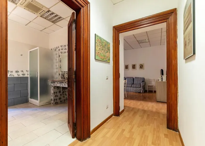 Guesthost - Borgognoni Apartment *