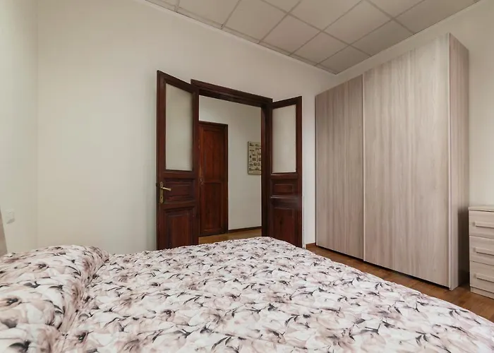 Guesthost - Borgognoni Apartment Rom