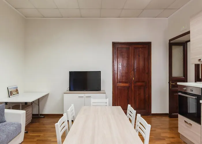 Guesthost - Borgognoni Apartment *