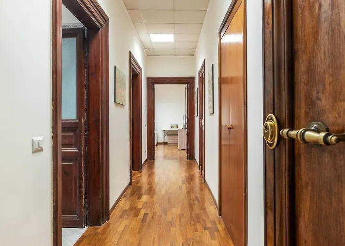 Guesthost - Borgognoni Apartment *